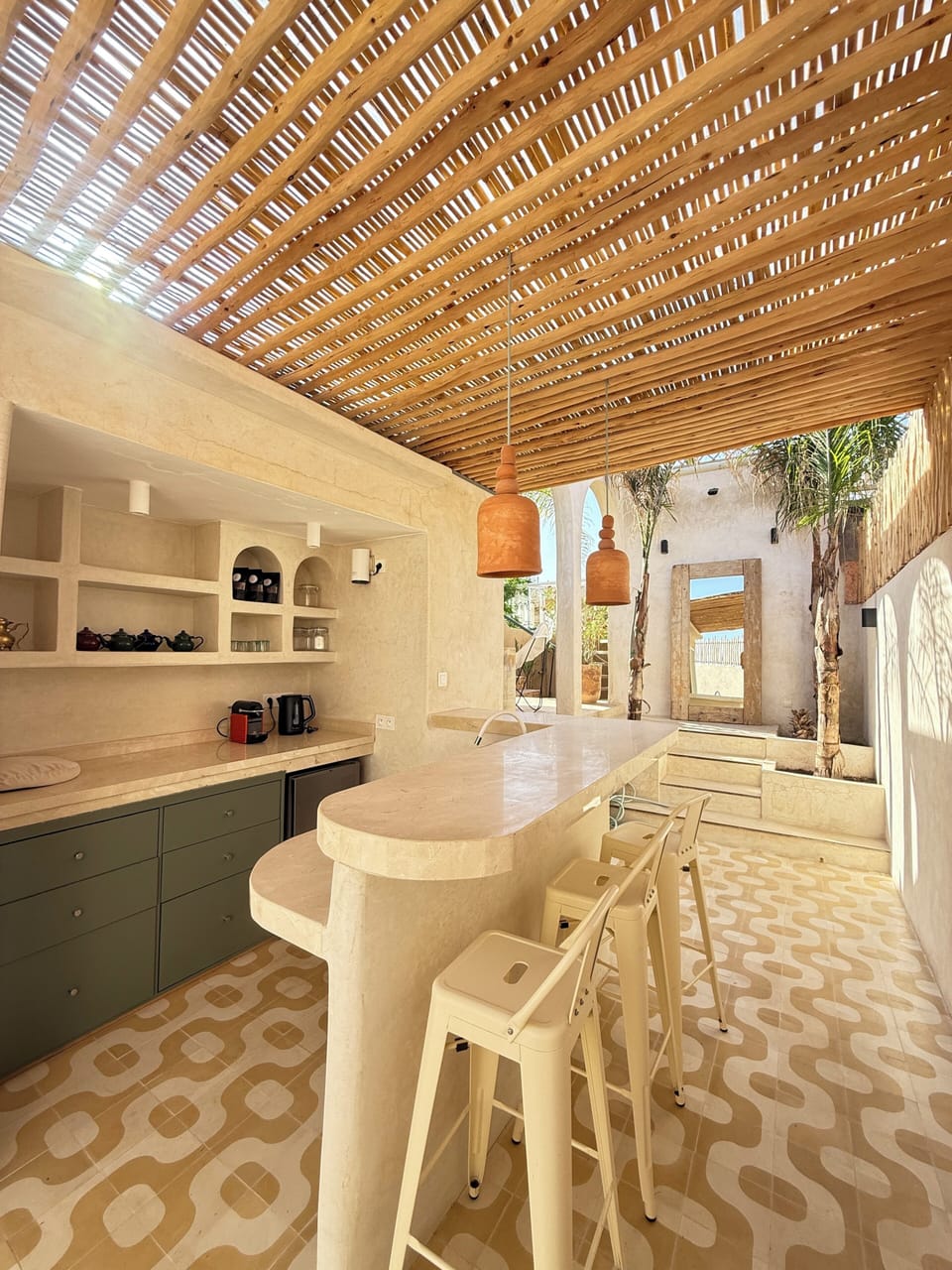 Poolside bar