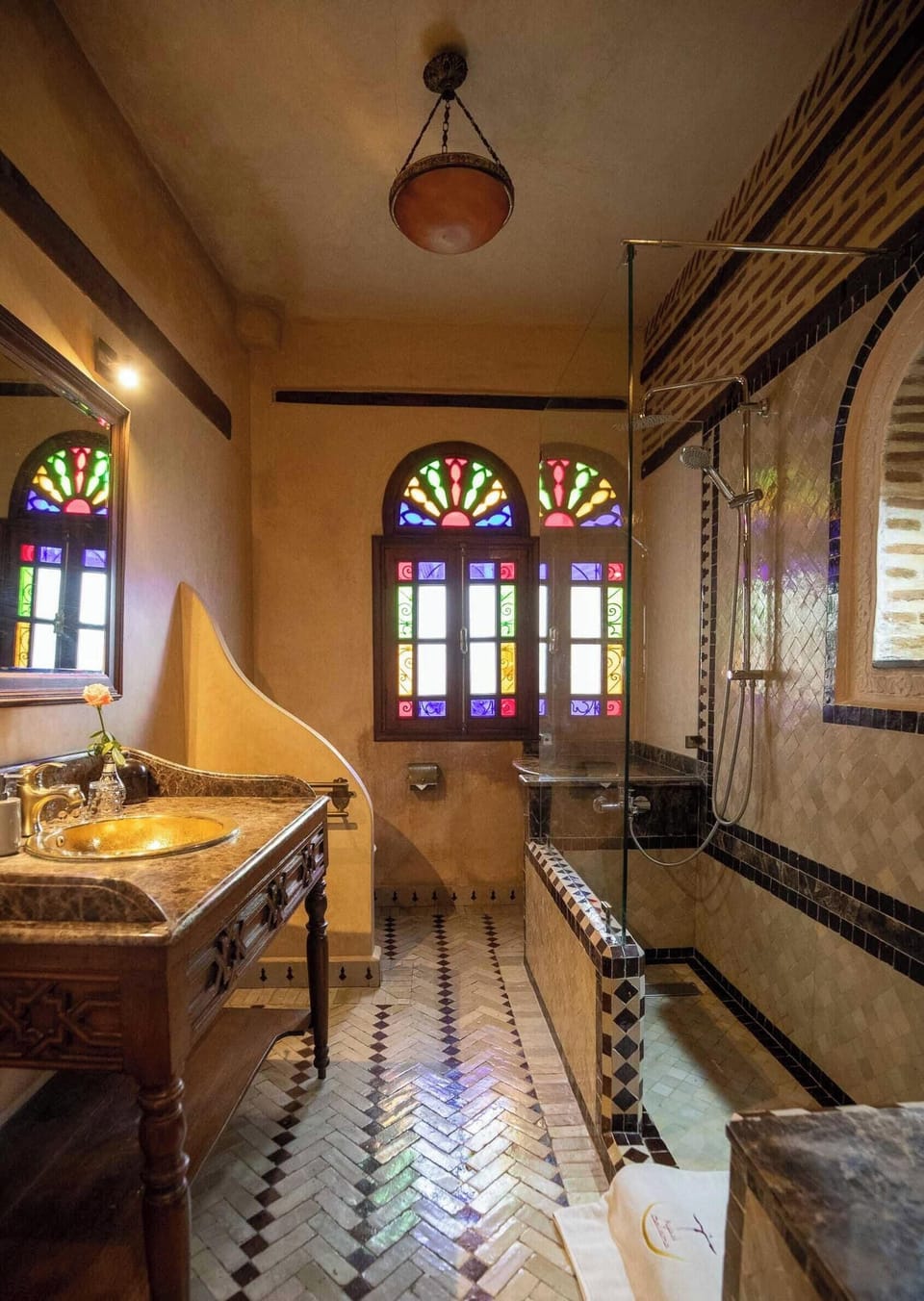 Junior Suite | Bathroom | Hair dryer, bathrobes, towels