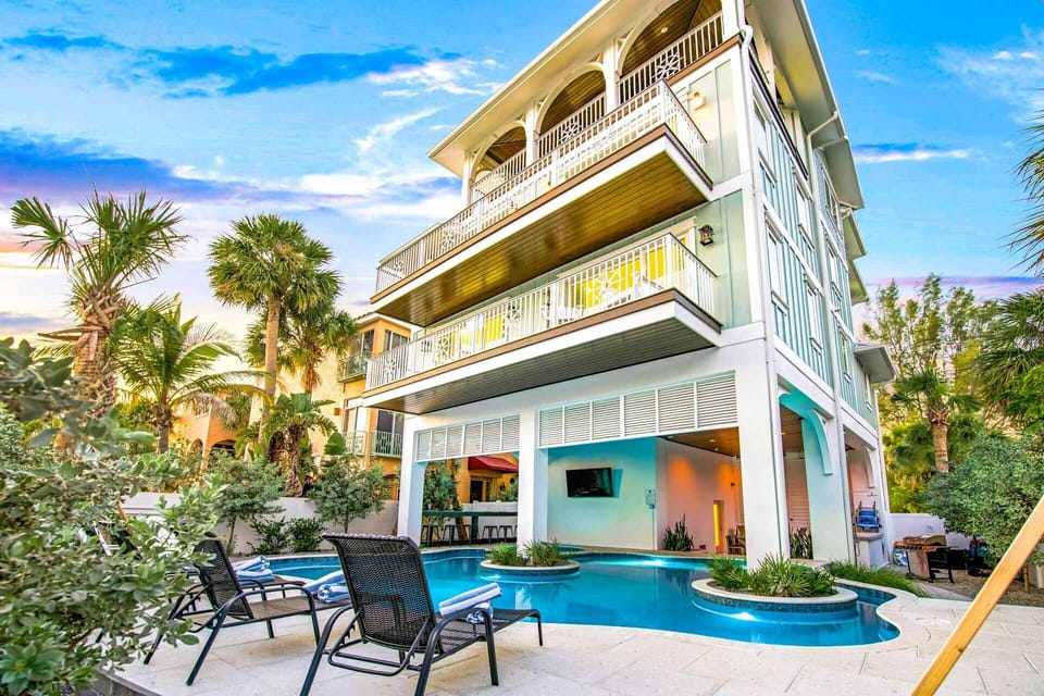 Ocean Overlook by Siesta Key Luxury Rental Properties
