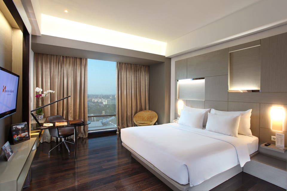 Superior Deluxe Double | Premium bedding, in-room safe, desk, laptop workspace