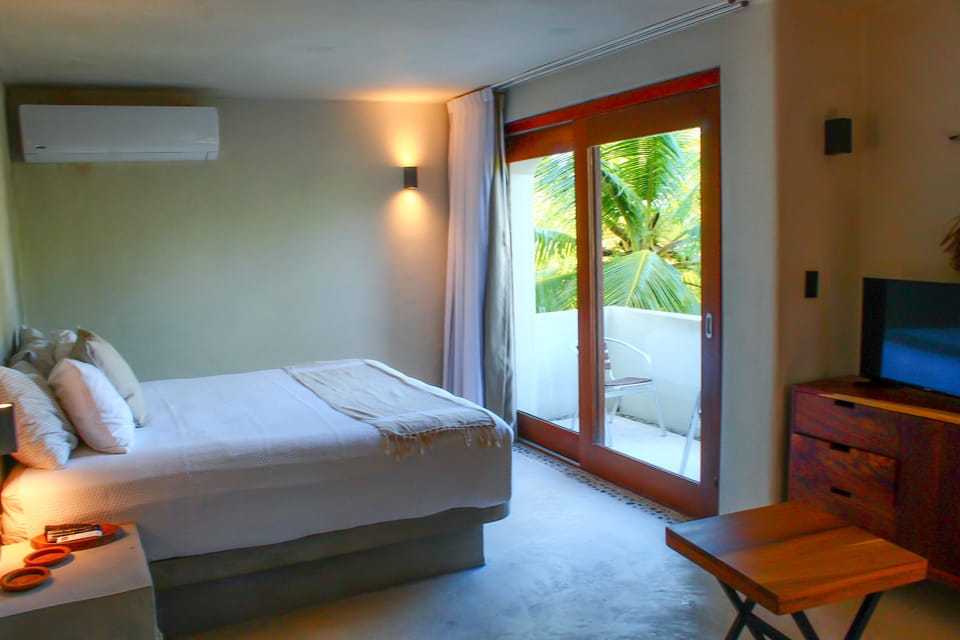 Deluxe House | 9 bedrooms, WiFi (free), individually decorated, individually furnished