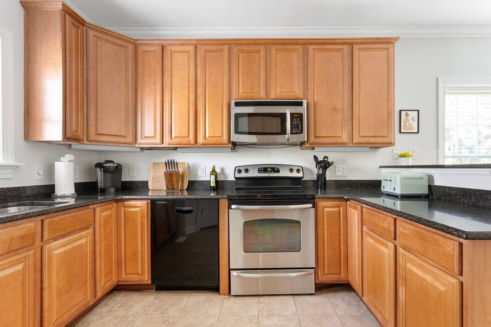 Fully equipped kitchen