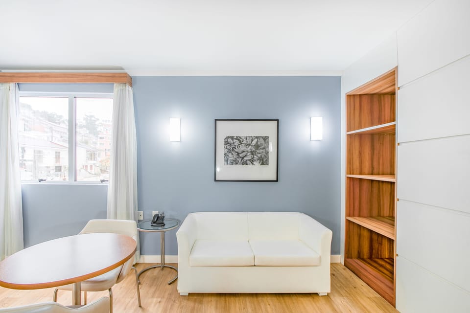 Junior Suite, Ocean View | Minibar, in-room safe, desk, soundproofing