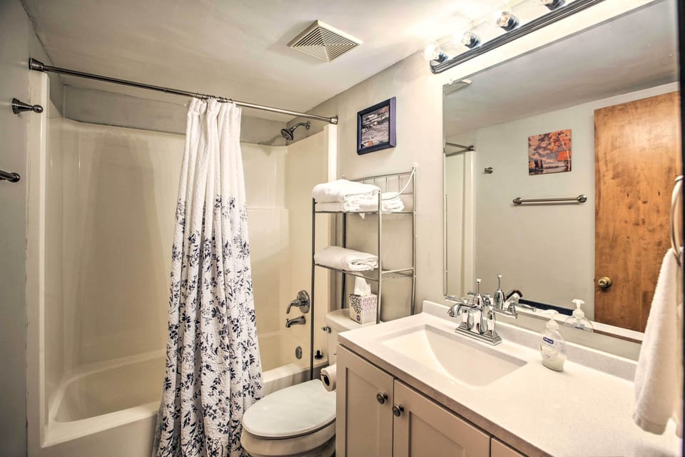 Bathroom 1 | Complimentary Toiletries