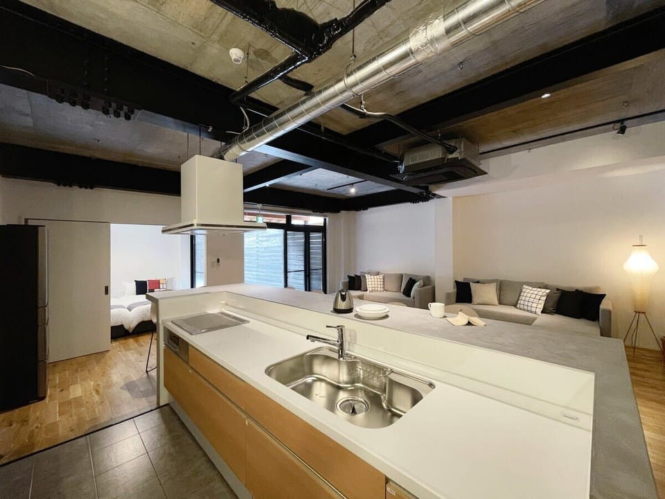 center Kitchen