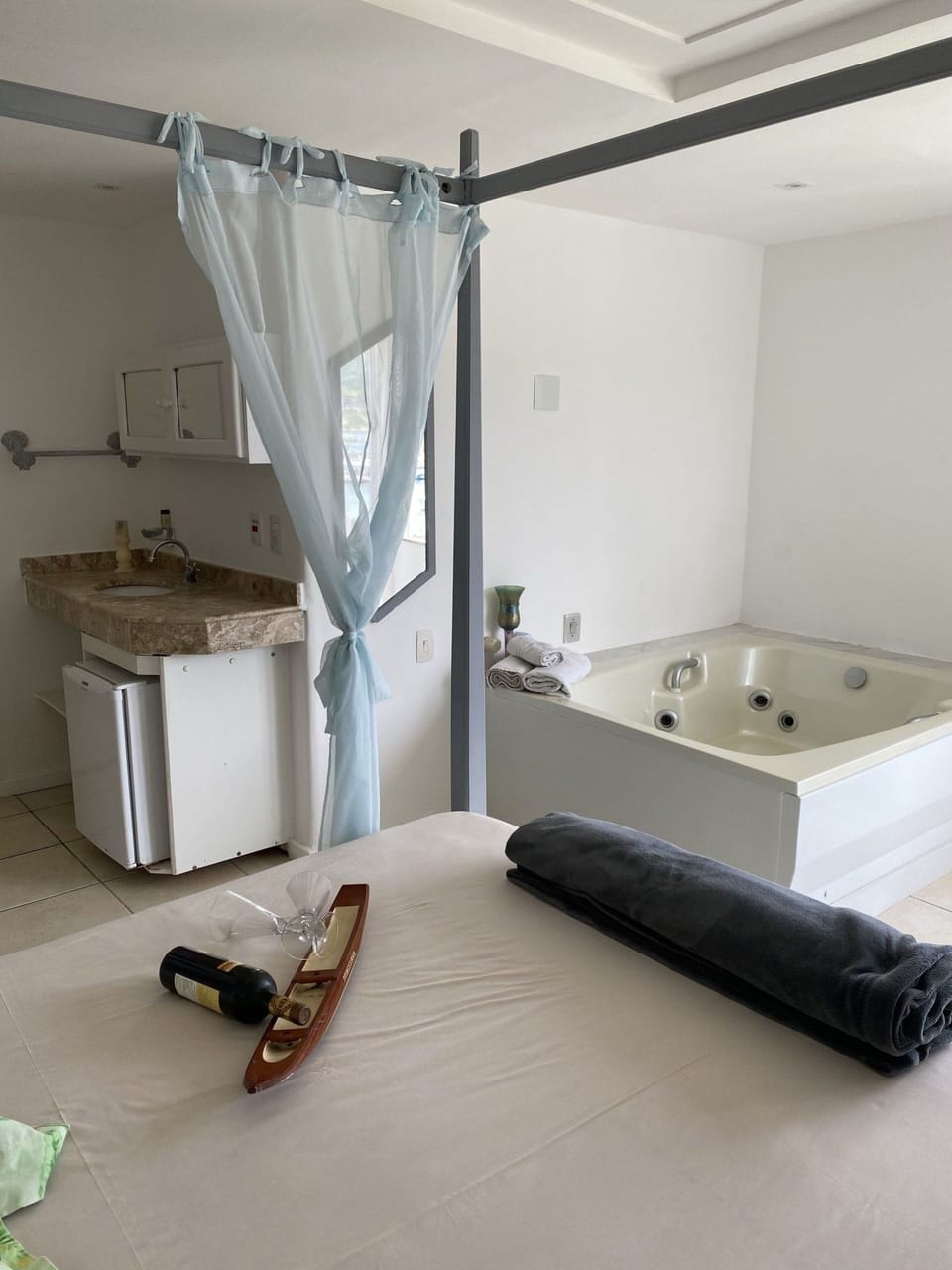 Camarote Master (duplo) | Blackout drapes, free WiFi, bed sheets