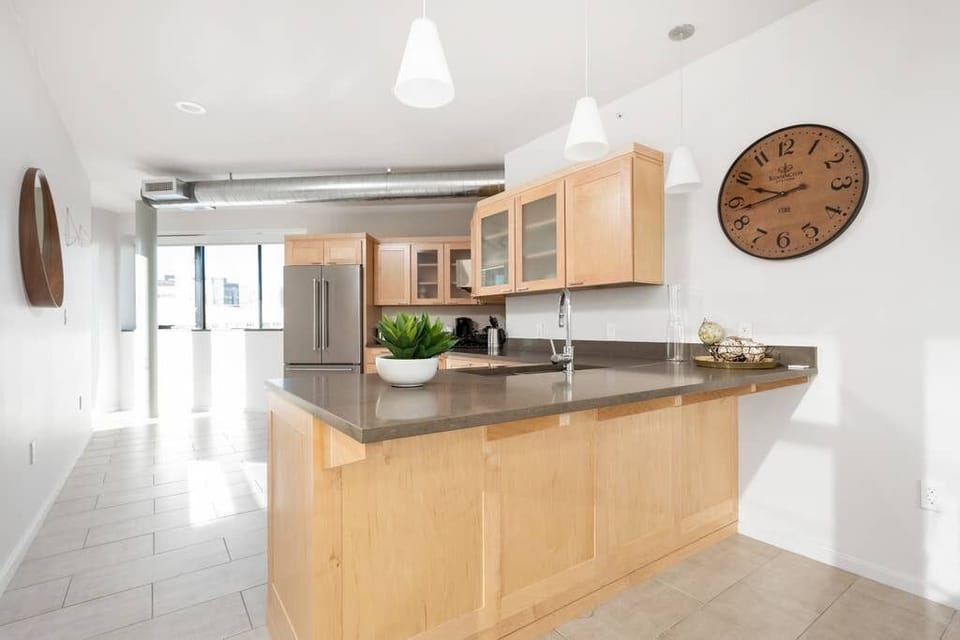 Apartment (Multiple Bedrooms) | Private kitchen | Coffee/tea maker, fridge, microwave, oven
