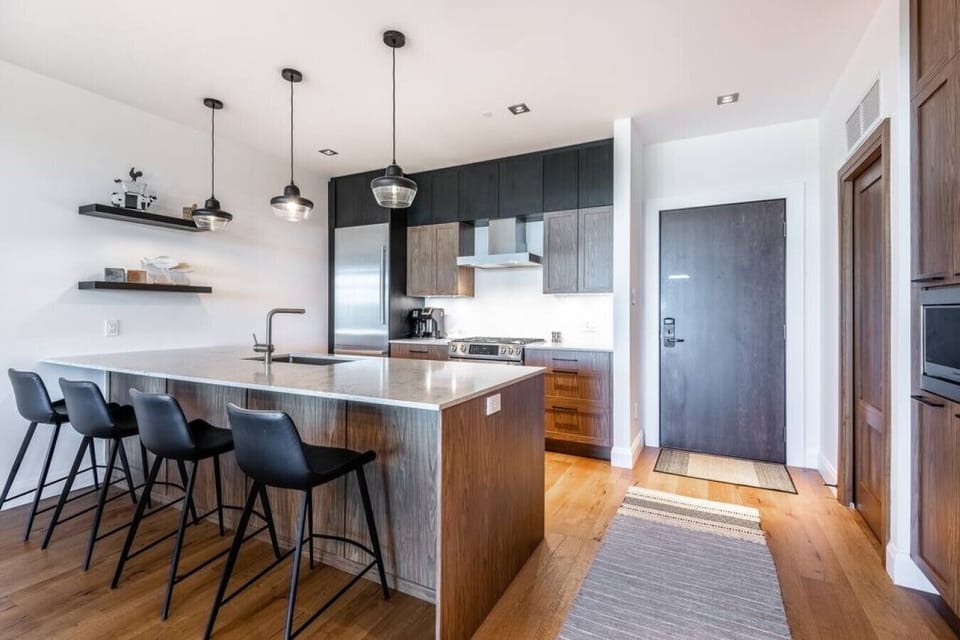 Horizon 1-203 / Warm and cozy condo with a view!