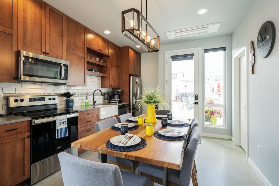Smartly Designed Kitchen