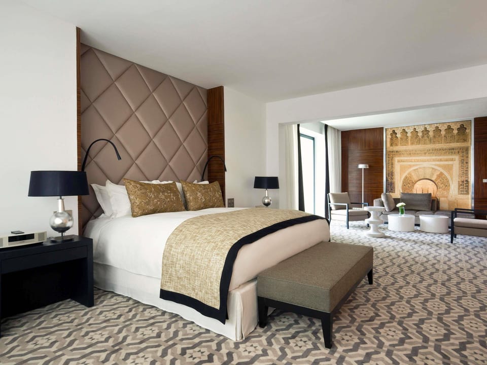 Premium bedding, minibar, in-room safe, laptop workspace
