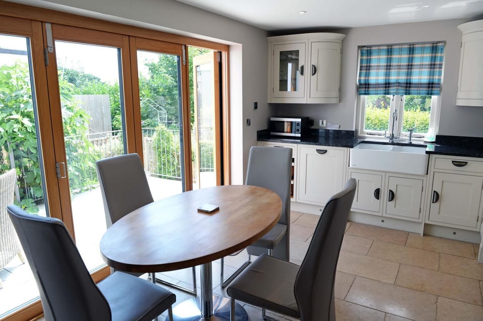 House | 2 bedrooms, WiFi