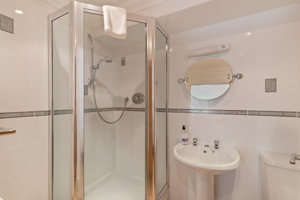 2 South Beach Court - Beach Front Apartment Apartment in Wales