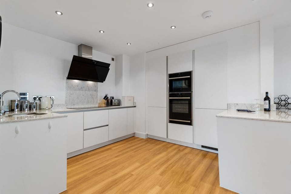 House | Private kitchen | Microwave, dishwasher, coffee/tea maker, freezer