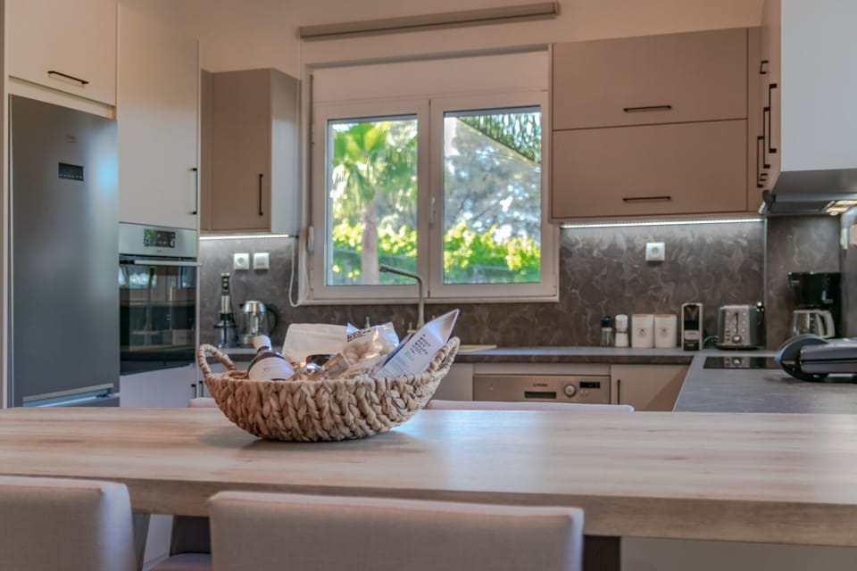 Kipo Paradiso Resort, Fully Equipped Kitchen