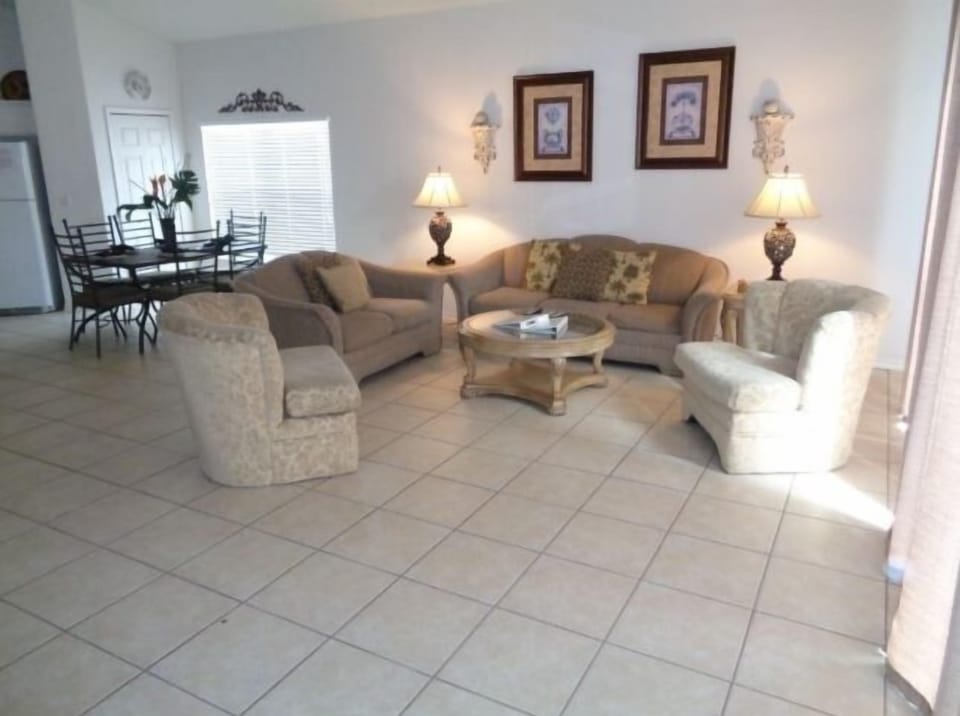 Villa, 4 Bedrooms | Living room | TV