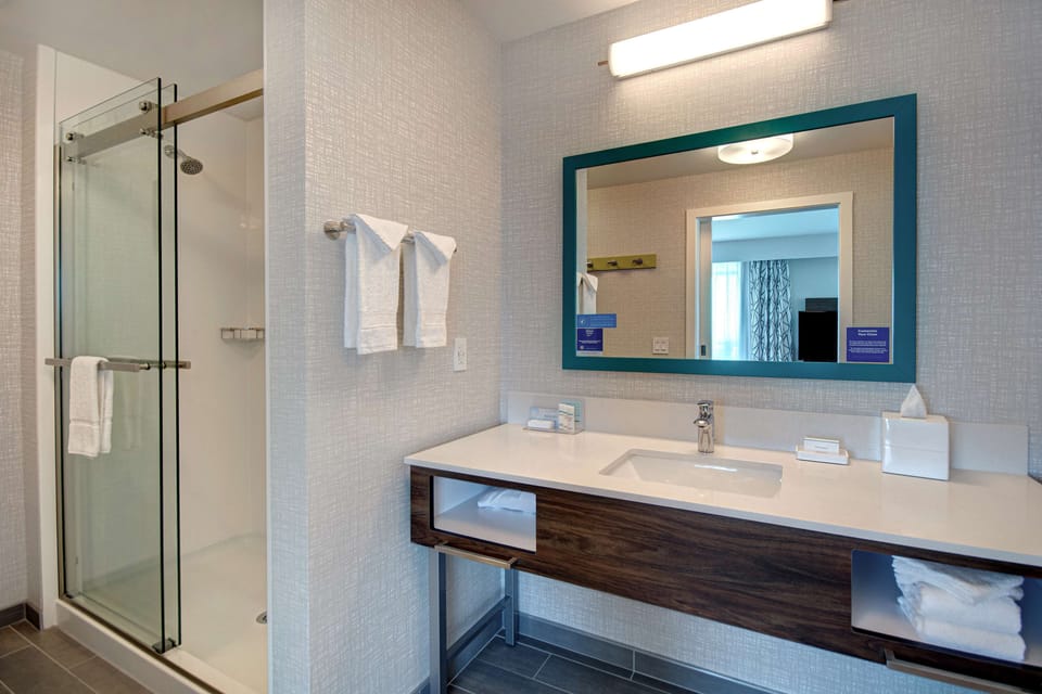 Bathroom shower