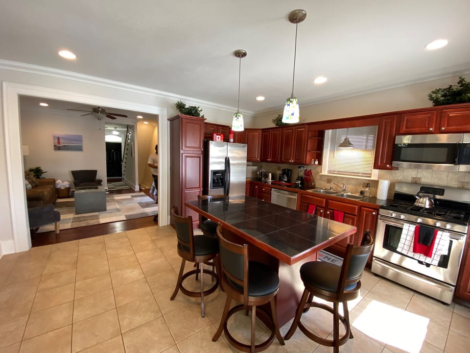 Spacious kitchen for preparing a hearty meal!