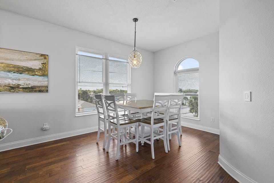 Dining Seating