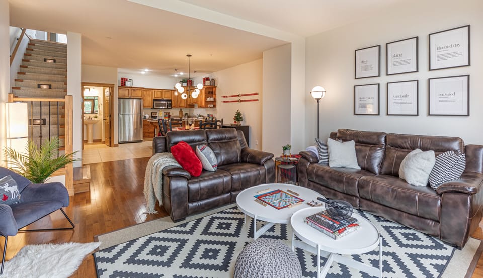 Perfect open concept floor plan. Living room, kitchen, dining, and deck.