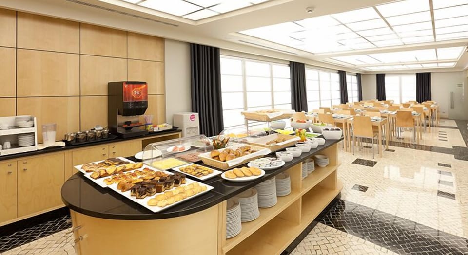 Daily continental breakfast for a fee