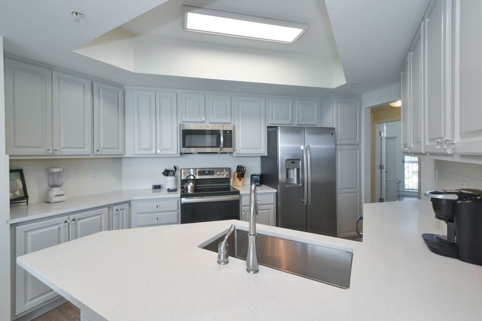 Silver Beach Towers 1403 - Fully Equipped Kitchen