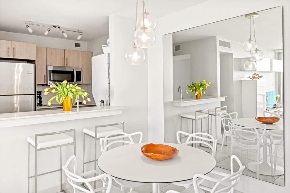 Dining area for 4