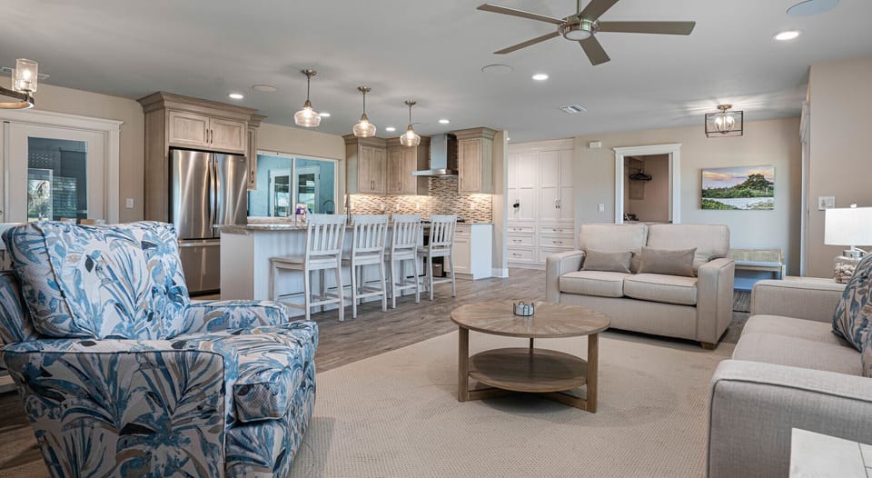 Living Room/Kitchen