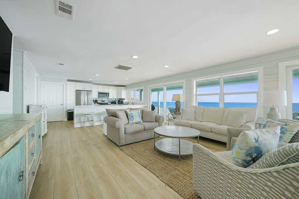 Shell Shack - Dune Allen Beach - Living Room & Kitchen