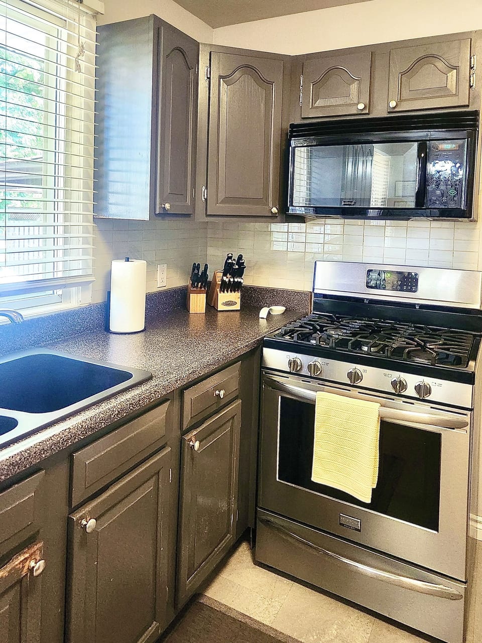 main floor kitchen