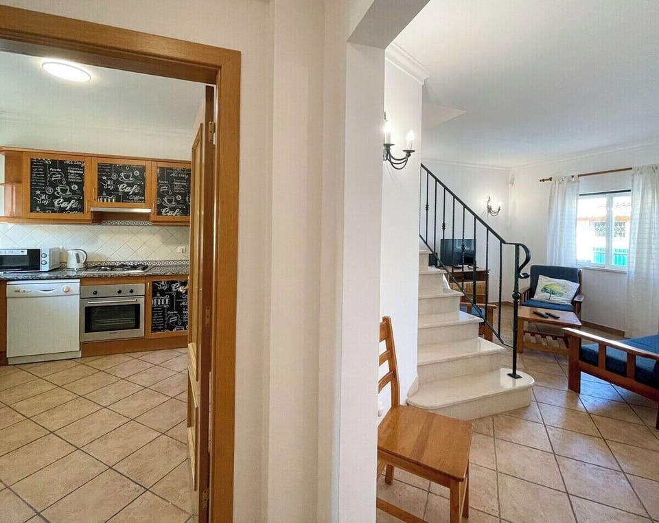 Entrance to the living room and dining room