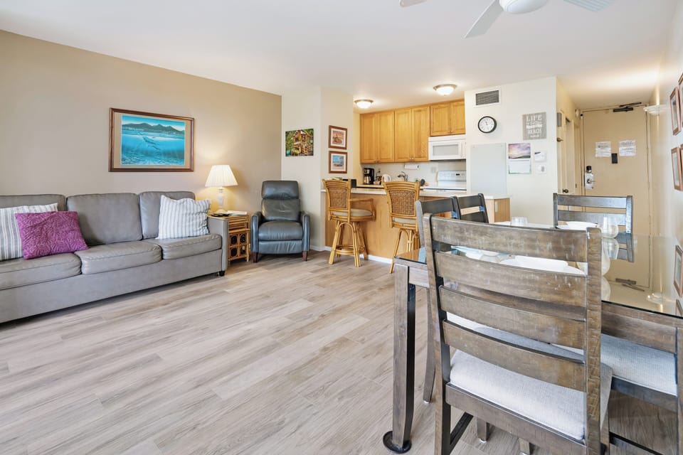 You will love the remodeled bath and updated electronics and kitchen with upgraded cabinetry and flooring.
