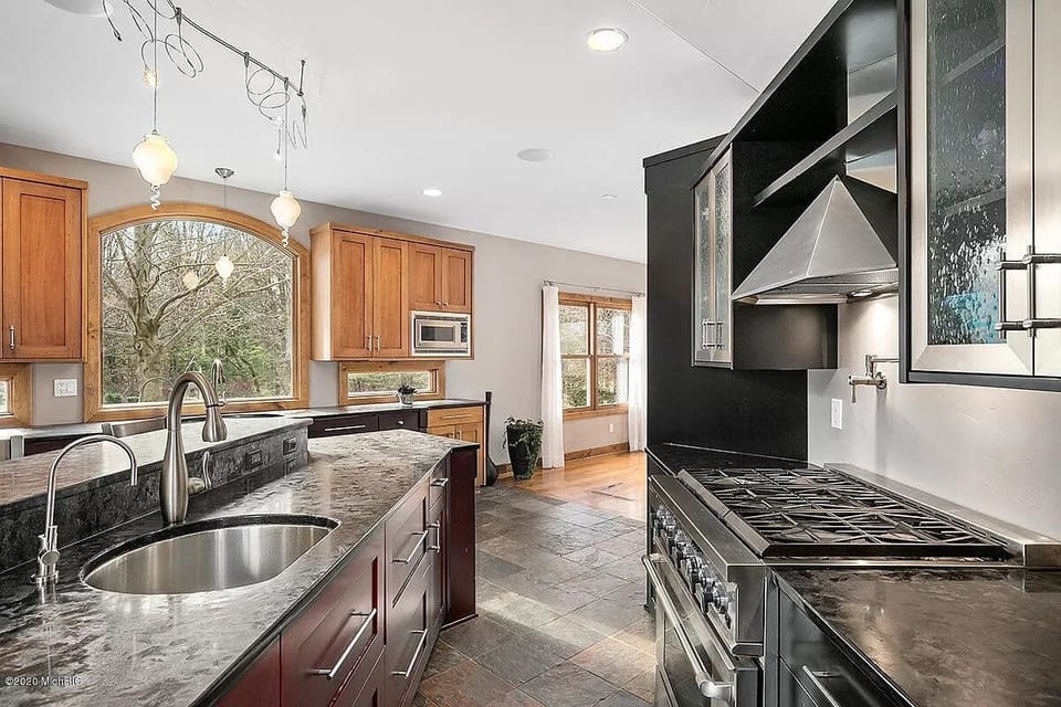 Kitchen (3)