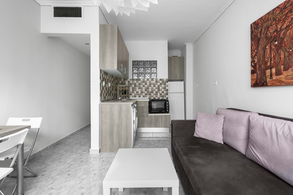 Apartment | Living area | TV