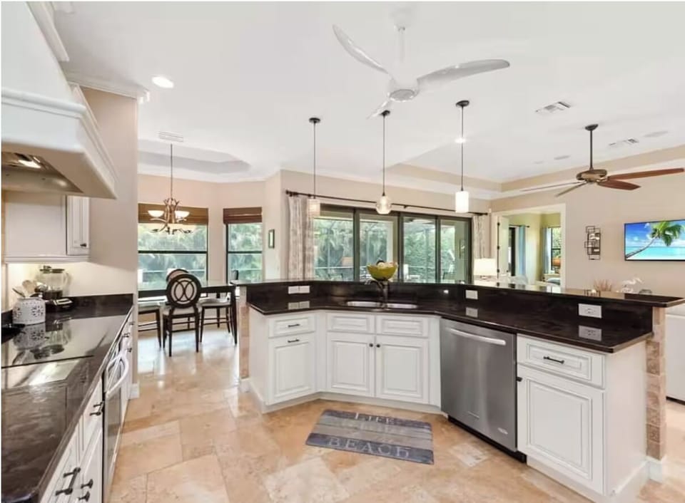 Open concept kitchen 