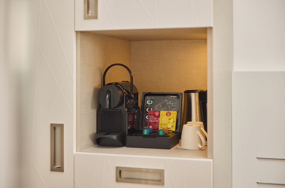 Superior Double or Twin Room | In-room safe, desk, laptop workspace, blackout drapes