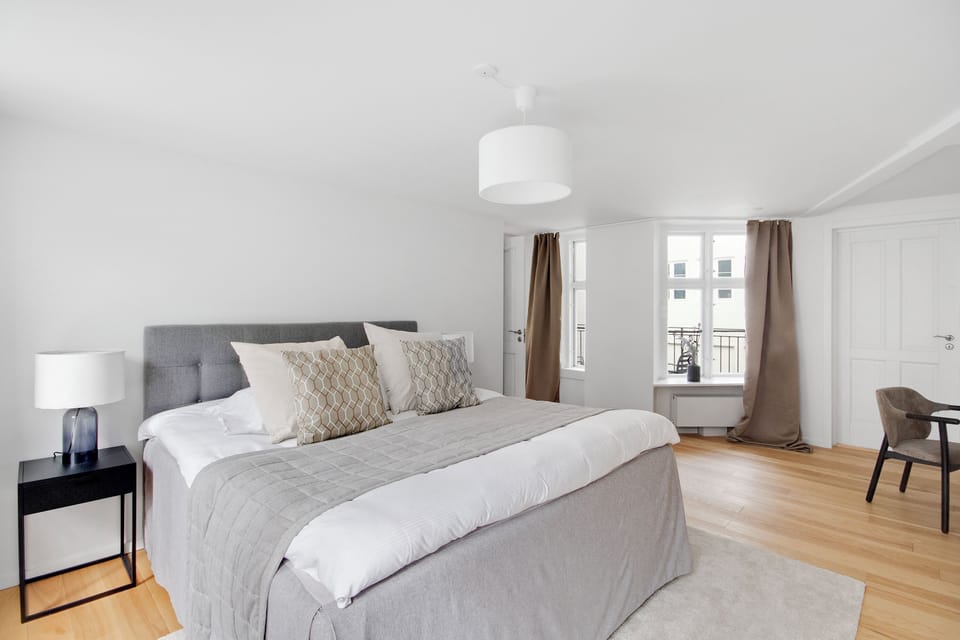 Apartment, 3 Bedrooms, Balcony, City View | 4 bedrooms, iron/ironing board