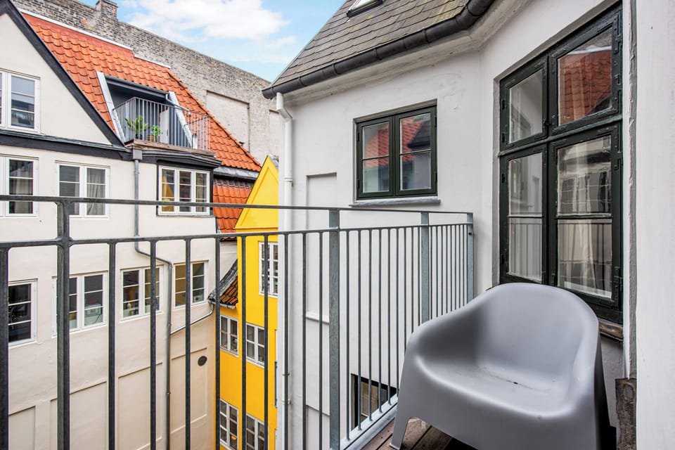 Apartment, 3 Bedrooms, Balcony, City View | Balcony
