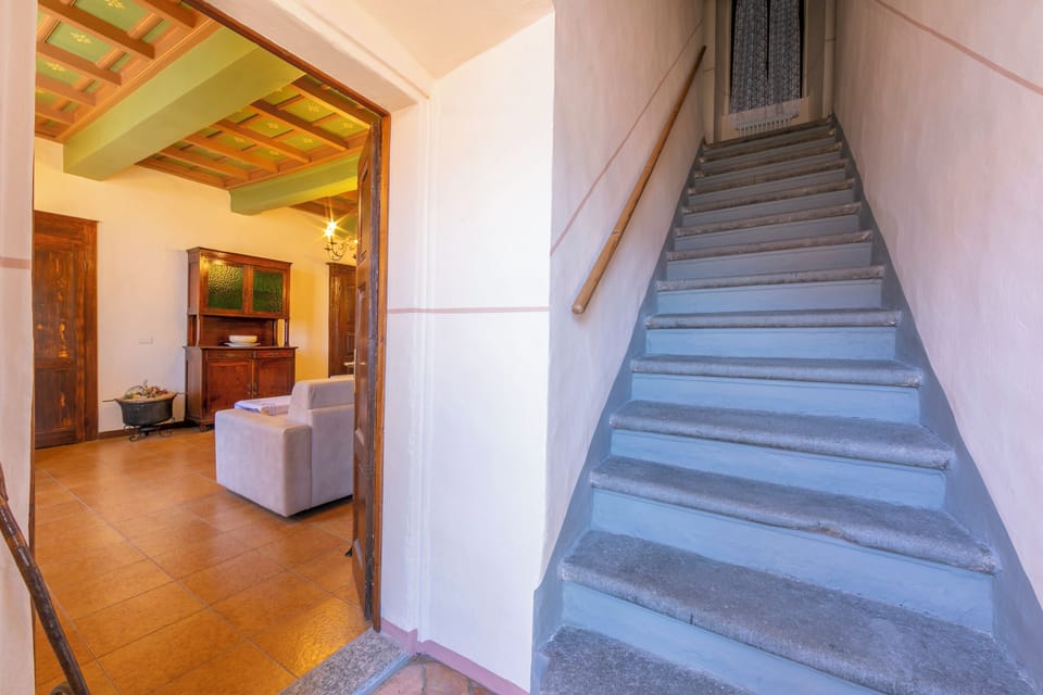Family Apartment, 2 Bedrooms, 2 Bathrooms, Mountainside (Mezzegra Le ERE) | Interior