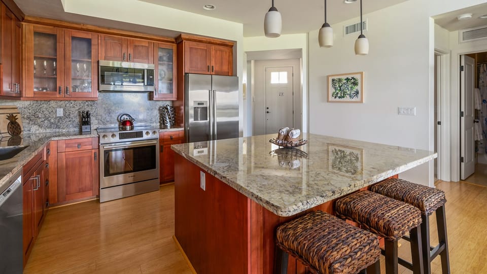 Pili Mai Resort at Poipu #10K - Fully Equipped Kitchen & Breakfast Bar - Parrish Kauai