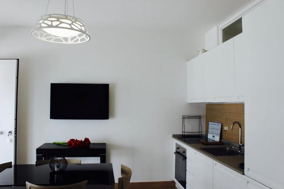 Family Room | Living area | Flat-screen TV