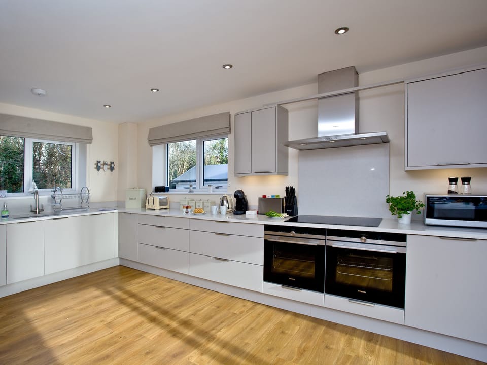 Kitchen | Orestone View - Orestone House, Teignmouth