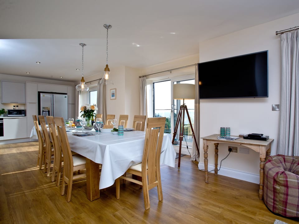 Open plan living space | Orestone View - Orestone House, Teignmouth