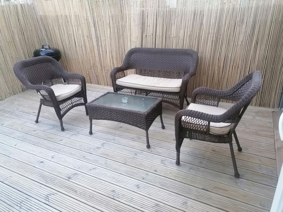 Decking | Bridgefield Court, Whitstable