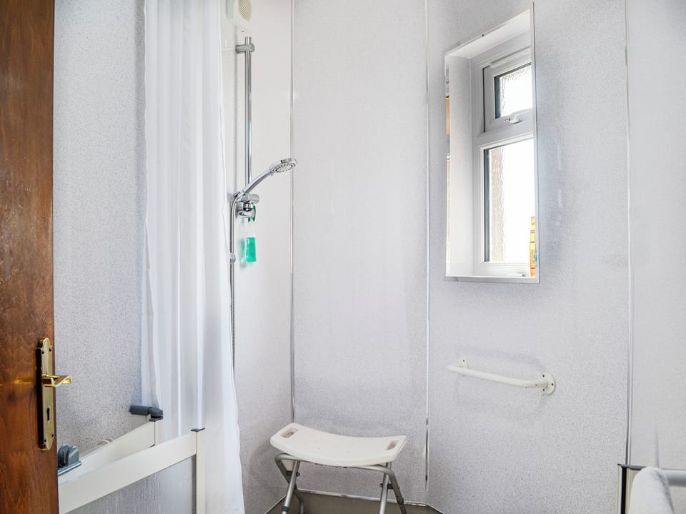 Bathroom | Woodend Farmhouse Halmyre, Haugh of Urr, near Castle Douglas