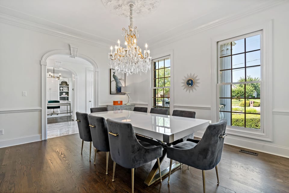 Formal dining room