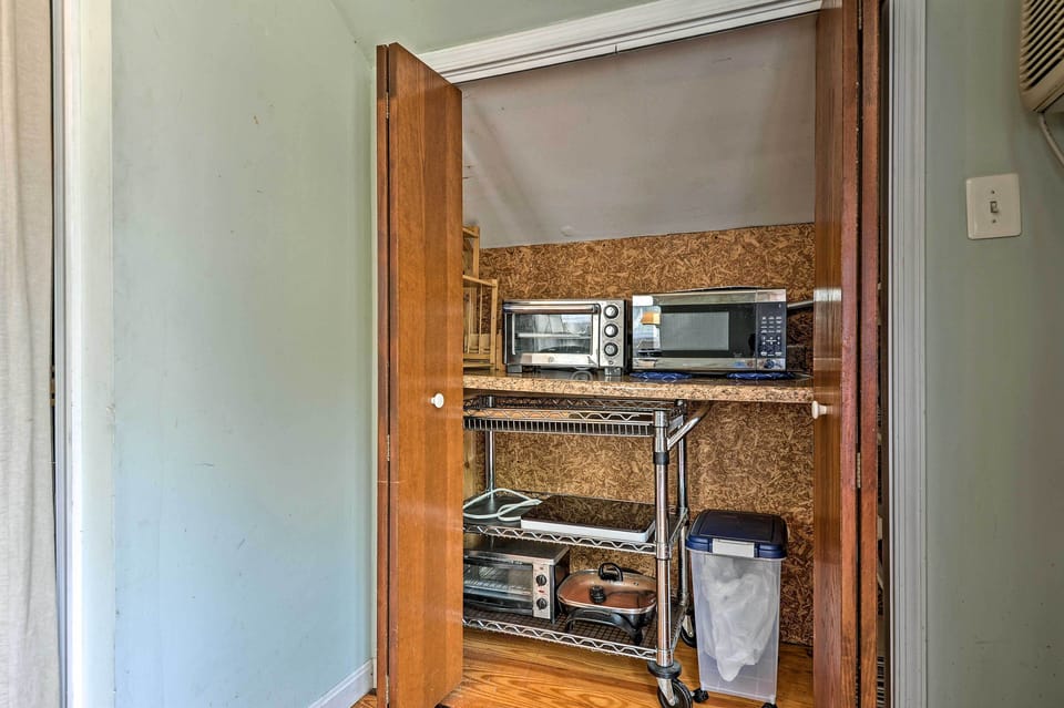Kitchenette