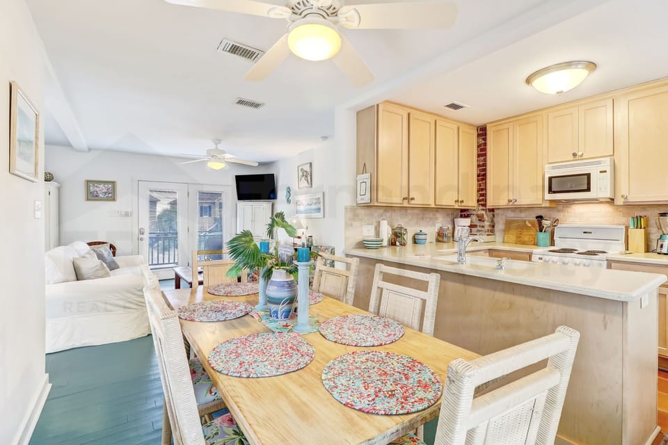 Dining Area/Kitchen