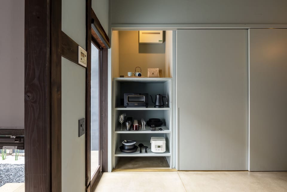 Traditional House, 3 Bedrooms, Kitchen, Garden View (Non Smoking) | Private kitchenette | Fridge, microwave, stovetop, coffee/tea maker