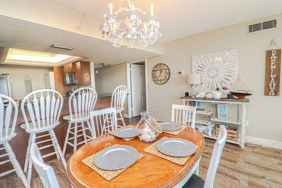 St. Augustine Beach Ocean View Rentals Dining Room