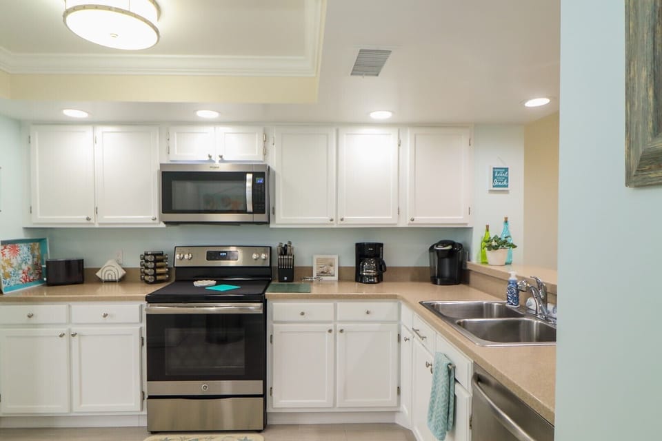 St. Augustine Ocean Front Rentals Kitchen